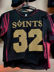 #32 black  n gold crops