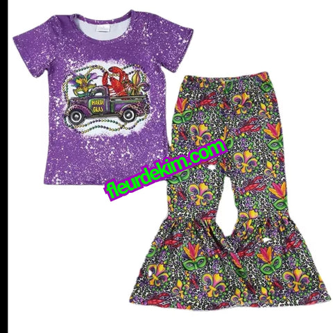*girls Mardi Gras crawfish set (tshirt/tights with  flare)